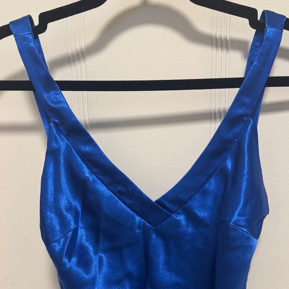 STUNNING HOLIDAY DRESS Lulu's Vibrant Blue Satin Gown - Picture 5 of 9